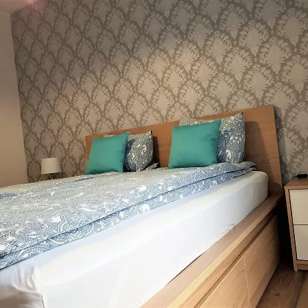 B&f Business & Family Nalkowskiej アパート