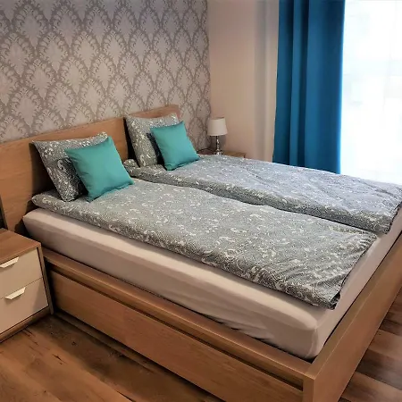 アパート B&f Business & Family Nalkowskiej ポズナン