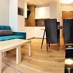 B&f Business & Family Nalkowskiej * Πόζναν