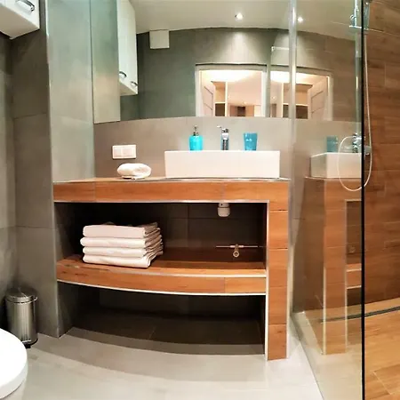 B&f Business & Family Nalkowskiej Lägenhet Poznań